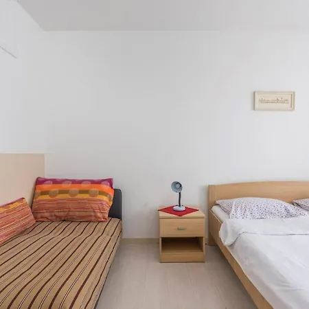 Pensjonat Peskera Tomicic 3*